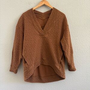 Lululemon Rippled V-neck Pullover in‎ Copper Brown Size 4